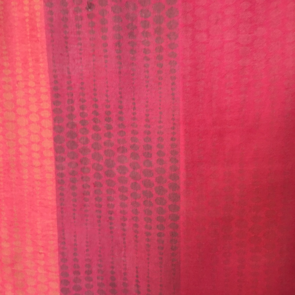 Pink scarf/wrap - Picture 4 of 4